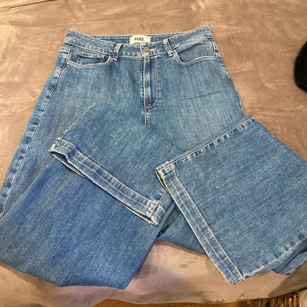 PAIGE Blue Straight Leg Jeans ( GENESEE)